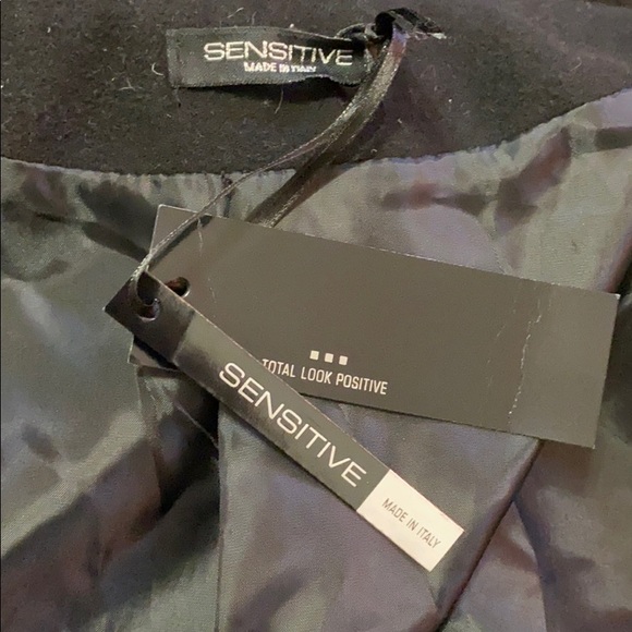 NET ANNIE Sez Sensitive Ruffle Coat - Picture 8 of 10